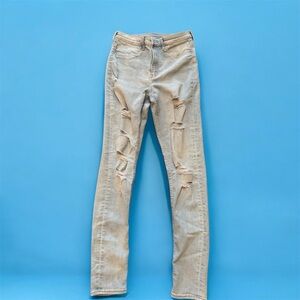 Light Wash Distressed Skinny Jeans - Light Blue
